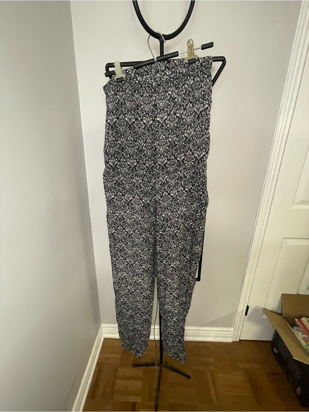 Aeropostale Black & White Printed Jumpsuit Romper - Picture 2 of 5